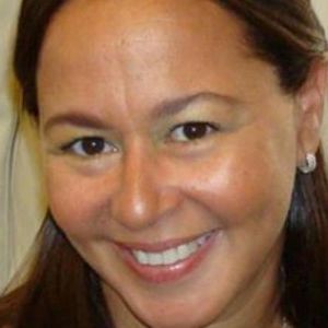 Meet your Posher, Nelida